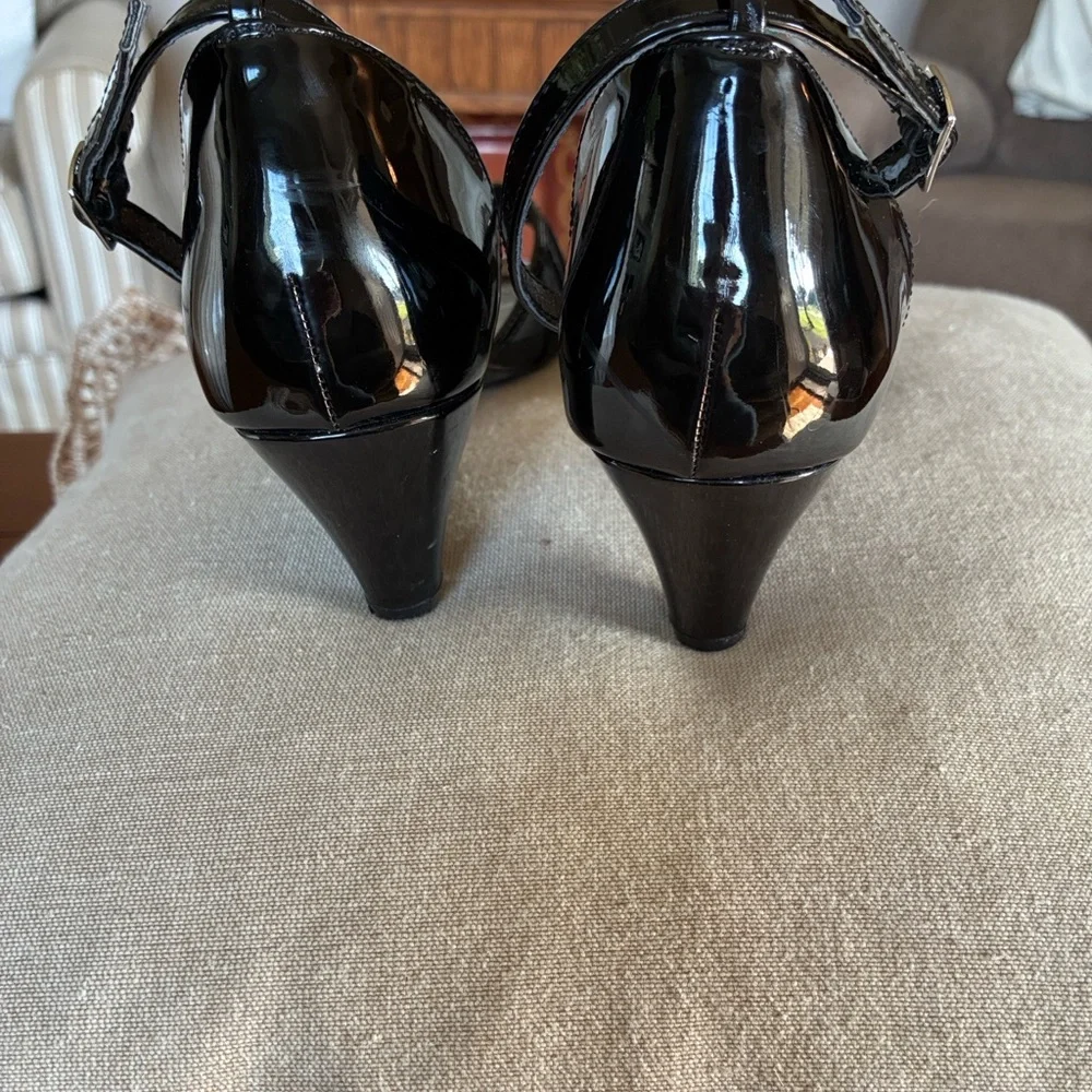 Women's Black Ankle-Strap Peep-Toe Heels